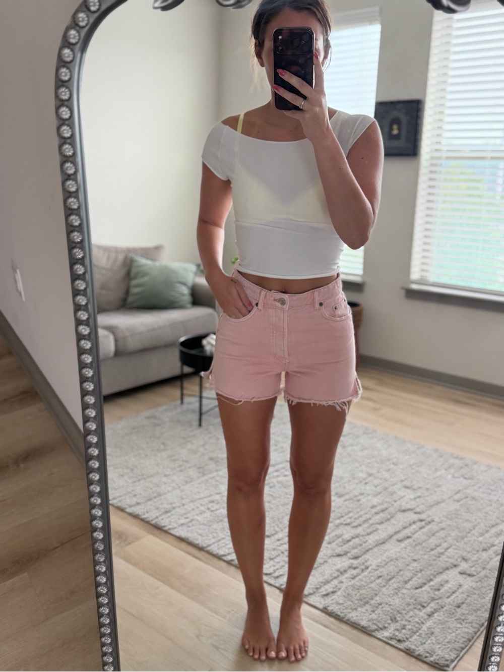 GUC Zara Size 6 Pink 100% Cotton Denim Shorts